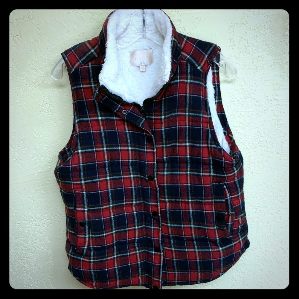 Flannel vest with faux fur lining